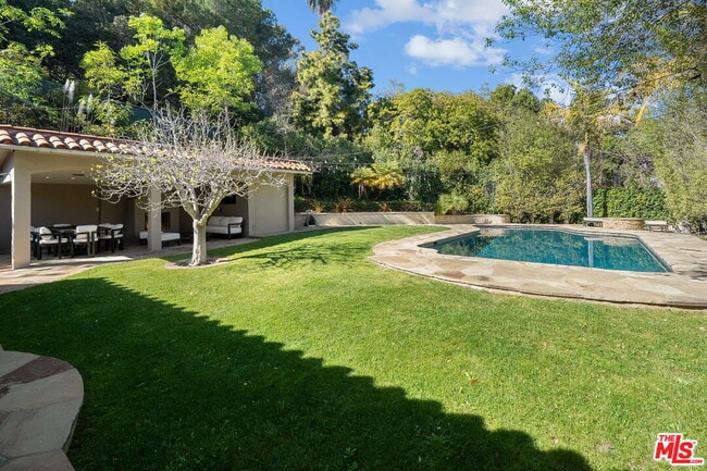 Photo - 105 N Glenroy Ave