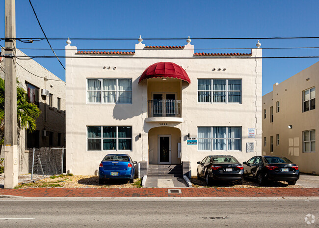 Photo - 1521 SW 7 Street Apartments