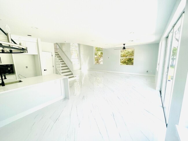 Photo - 3016 Rockville Ln