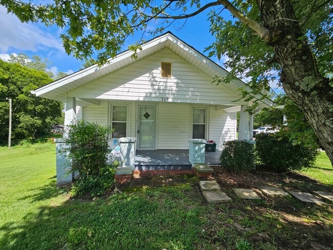Building Photo - 2 BR in Thomasville! Rental