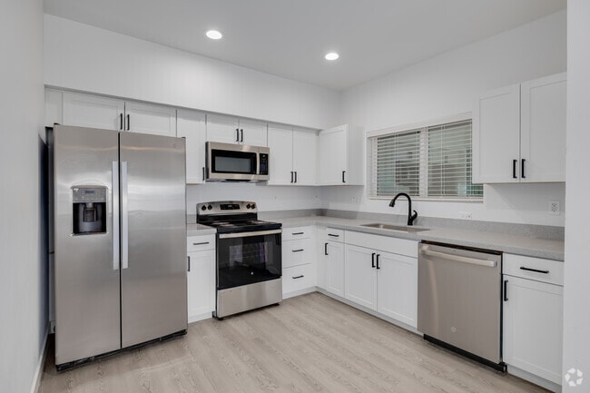 Interior Photo - Mountain Vista