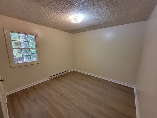 Photo - 135 Aunt Mary Ave Unidad A