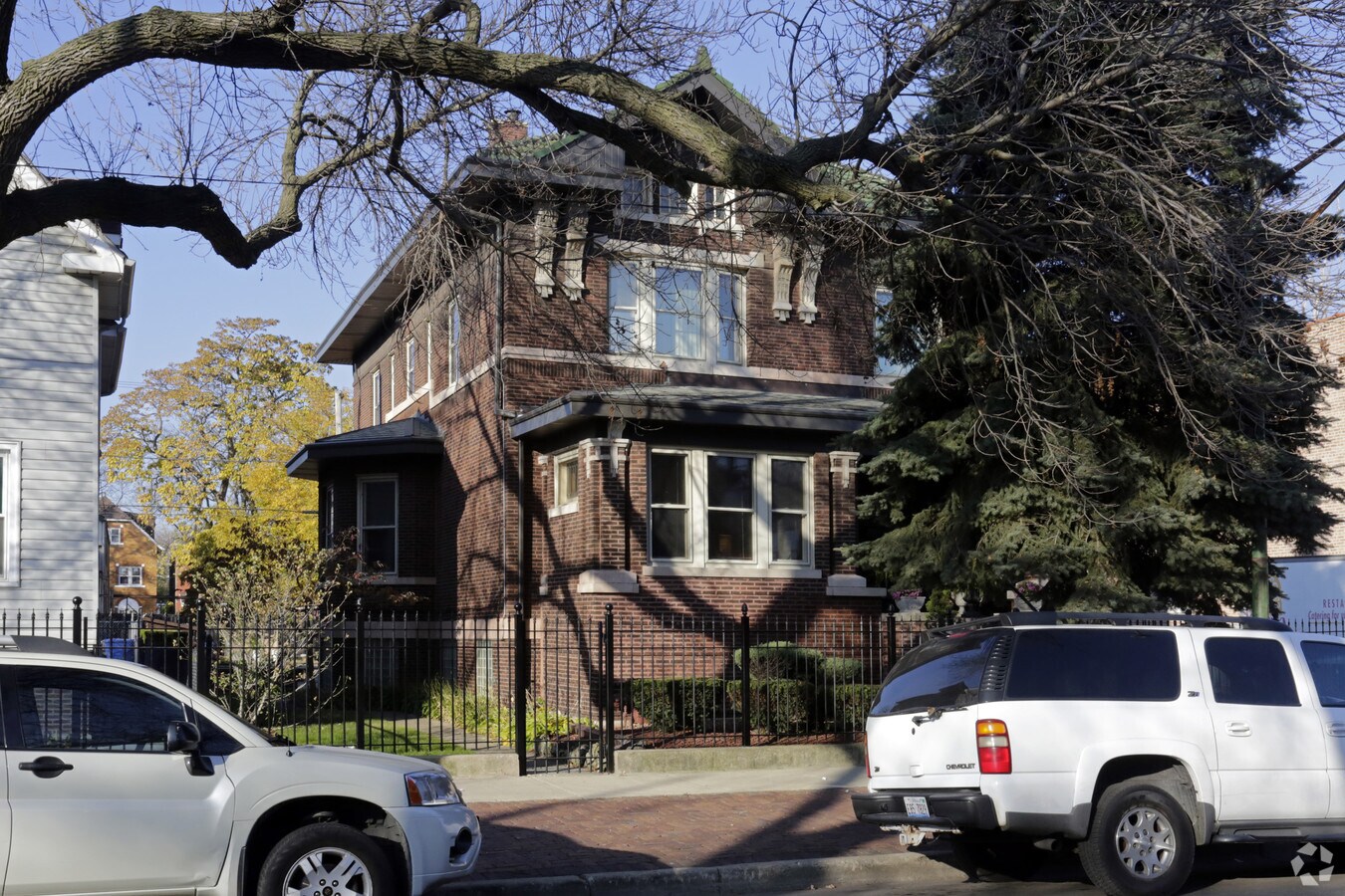 Photo - Anton Apartments