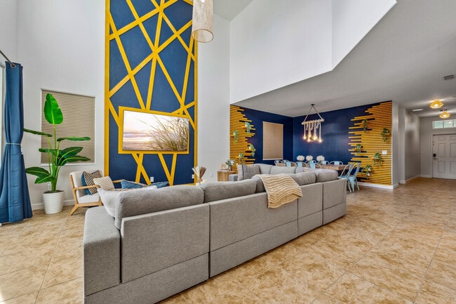 Building Photo - 8964 Bismarck Palm Rd