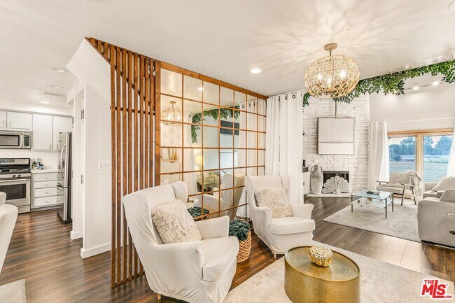 Photo - 14050 Magnolia Blvd Unidad 312