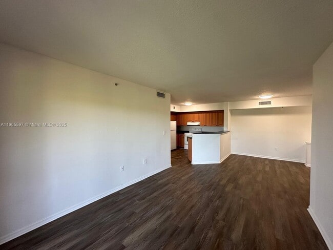 Photo - 17602 NW 25th Ave Unit 310