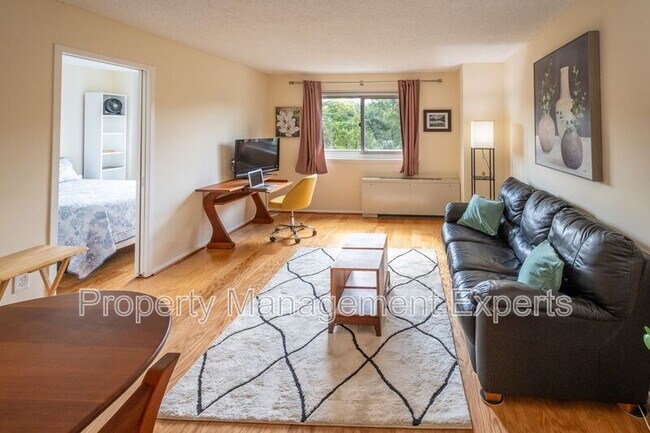 Photo - 1225 Martha Custis Dr Unit Suite # 502