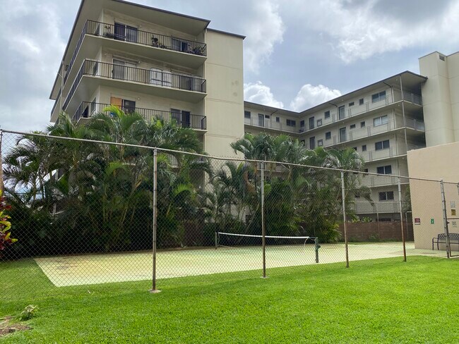 Tennis court - 2916 Date St Unidad 19J