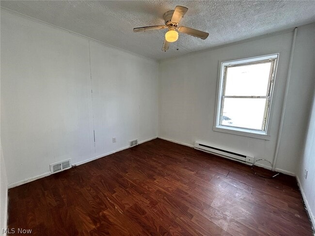 Photo - 106 S 12th St Unidad Apt 2