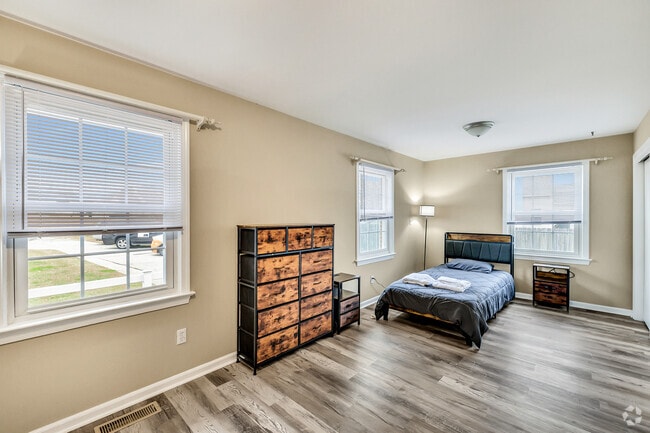 1BR - 100SF - Bedroom