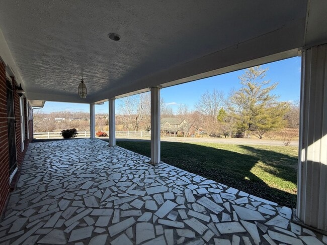 Photo - 2 Bedroom 1.5 Bath Home in Greeneville, TN