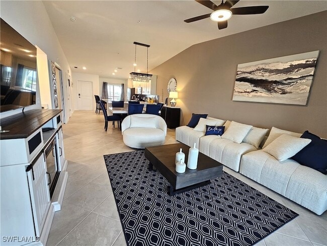 Building Photo - 5427 Double Eagle Cir Unit 2825 Rental