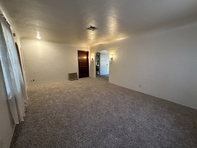 Photo - Charming 3 Bedroom, 2 Bath Home with Sunroom!