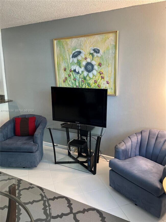 Photo - 62 Harwood Crescent Unit 62