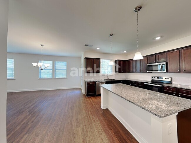 Photo - 190 Rivulet Dr