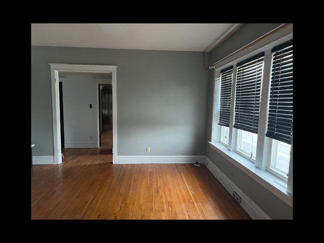 Photo - 1141 Bellevue Ave Unit D