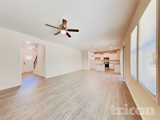 Photo - 103 Davinci Dr