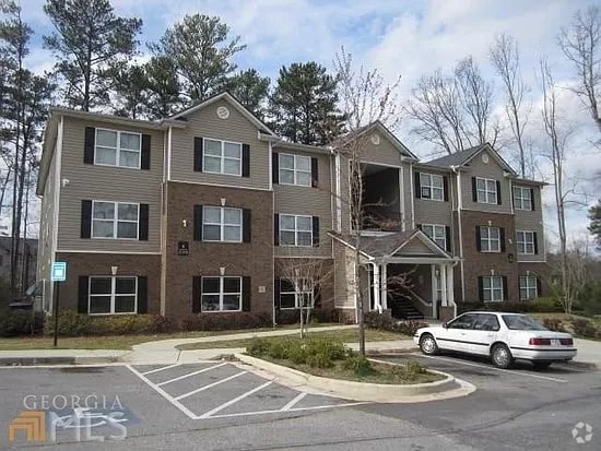 Building Photo - Newly Renovated, Move-In Ready Unit 14102 Rental