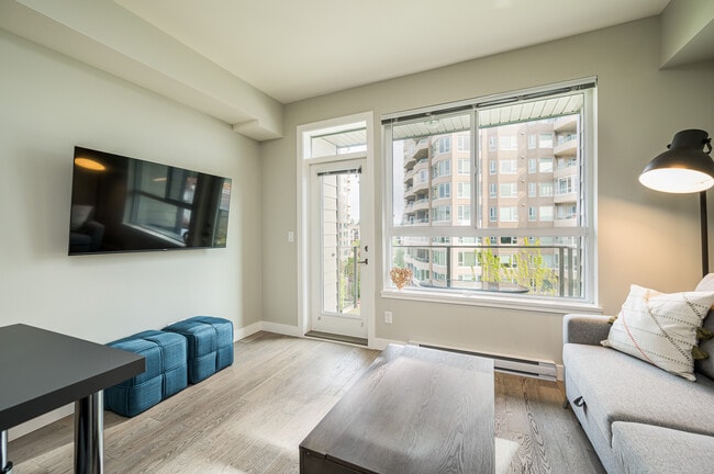 Photo - 3080 Gladwin Rd