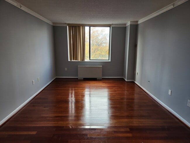 Photo - 3701 S George Mason Dr Unit 509 N