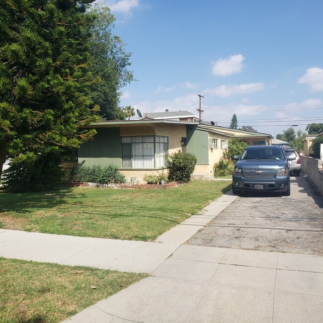 Photo - 328 Allen Ave Unidad #A