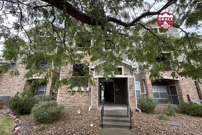 Building Photo - 3035 Blue Sky Cir Unit 10-105