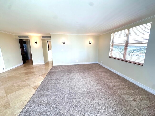 Photo - 1 Las Olas Cir Unit 1009