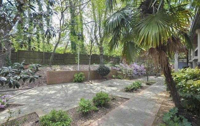 Photo - 655 E Campus Rd Unit 33