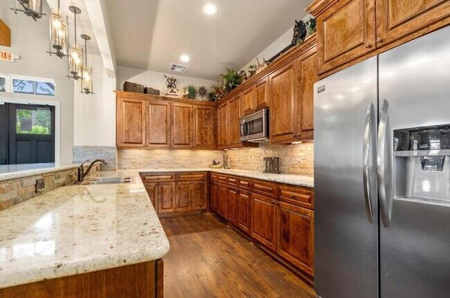 Photo - 9811 Laurel Lake Dr Unit e1