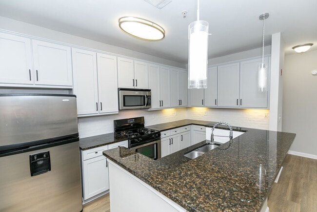 Photo - The Reserve at Johns Creek Walk