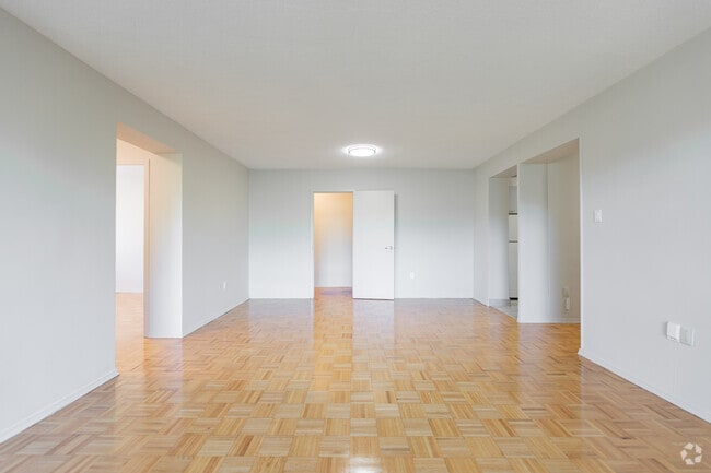 2BR, 2BA - Living Room