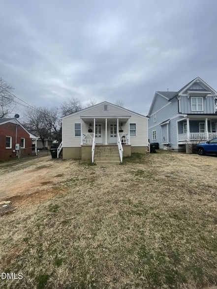 Building Photo - 708 Coleman St