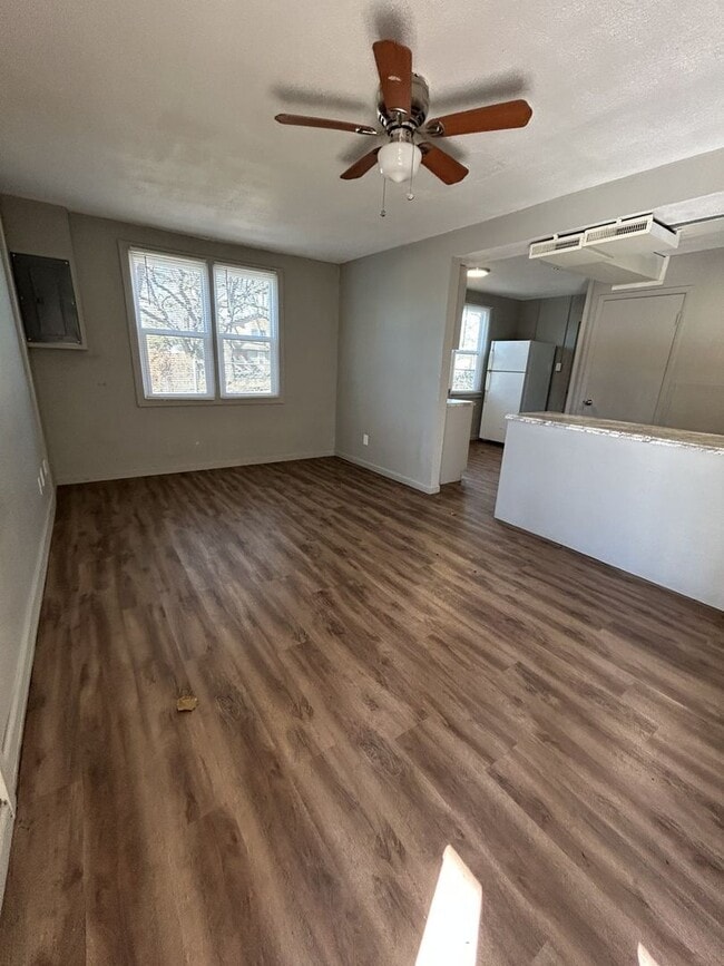 Photo - 304 E Park St Unit 304 E Park Apt B