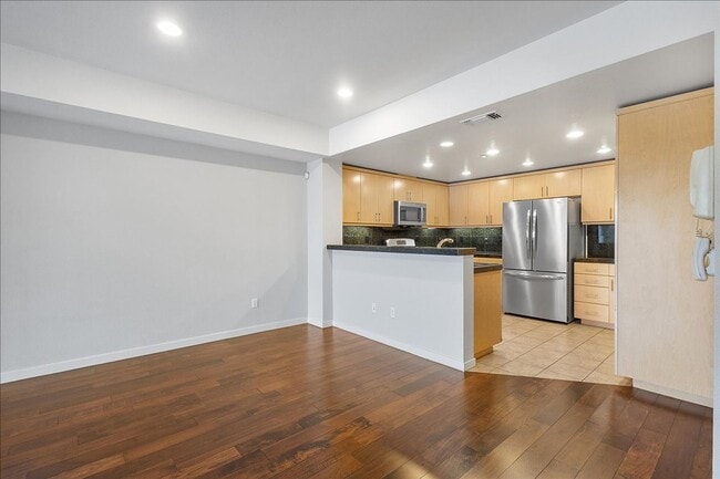 Photo - 2921 Glascock St Unit 2921 Glascock St # 122