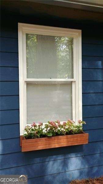 Photo - 245 Hilton Way