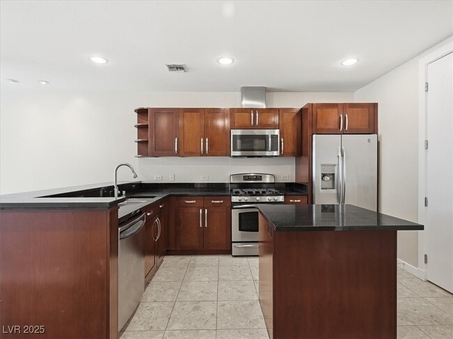 Photo - 4575 Dean Martin Dr Unit 911