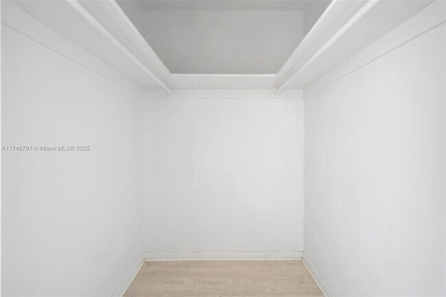 Photo - 1200 West Ave