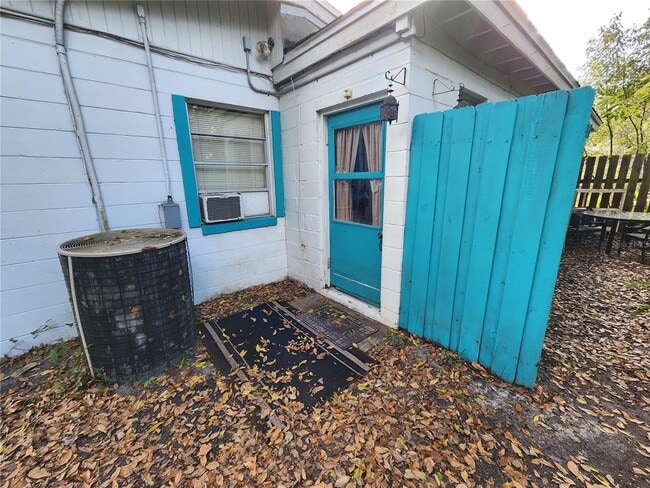 Photo - 1030 NE 9th St Unit C