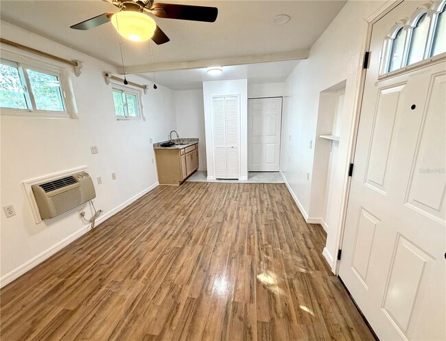 Photo - 6310 Lake Underhill Rd