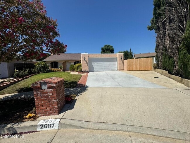 2687 Danton Pl