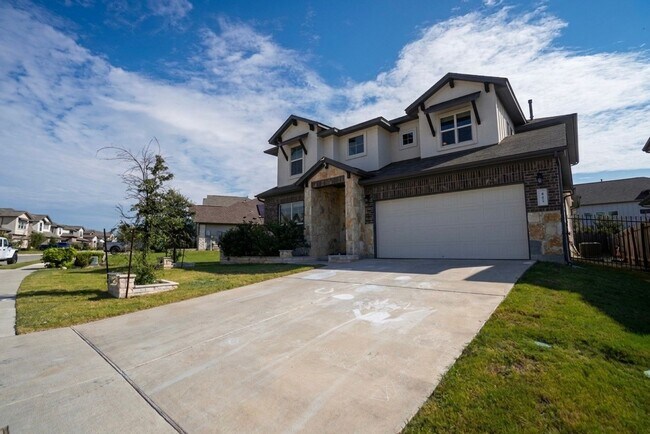 Photo - 445 Arrowhead Vine St