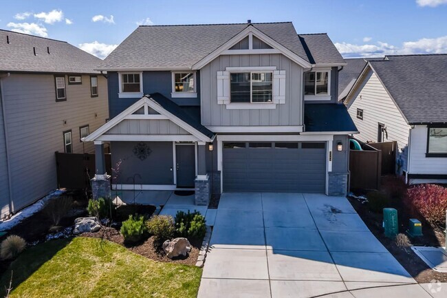 Building Photo - 3760 SW Badger Ct Rental