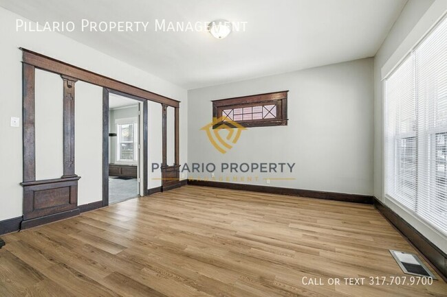 Photo - 3625 N Kenwood Ave