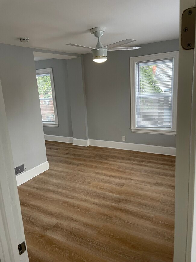 7 Olive St
