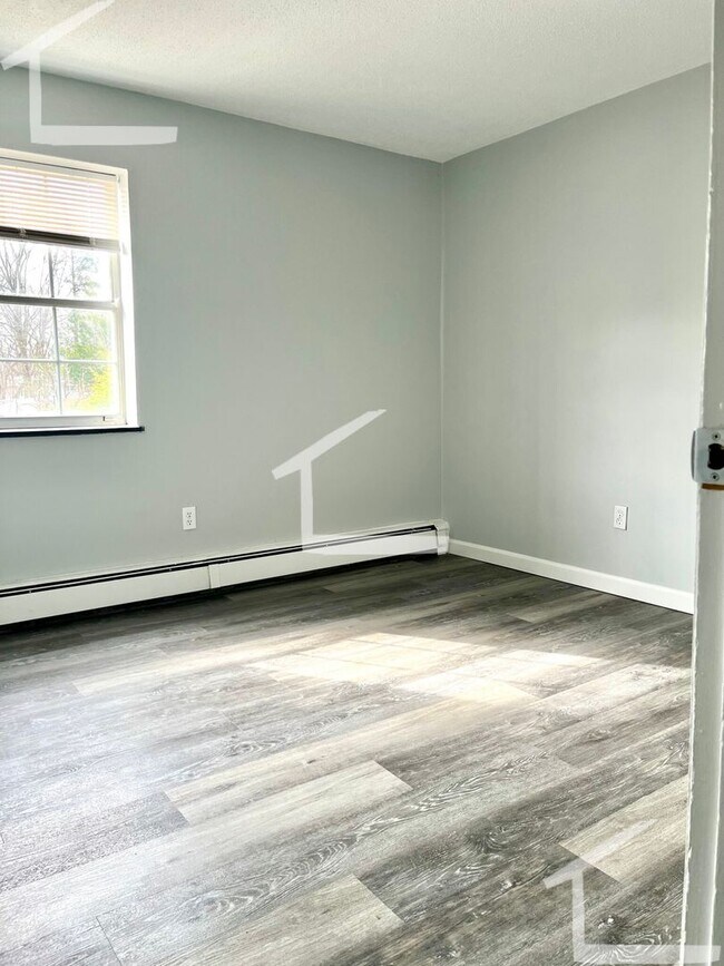 Photo - One Bed plus Office with Parking + HHW