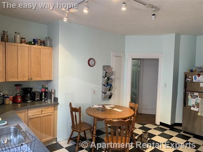 Photo - 108 Central St Unit #3R