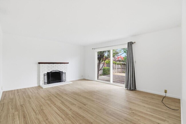 Photo - 20161 Cherry Ln