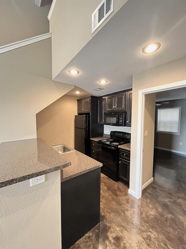 Photo - 2519 Forest Home Rd