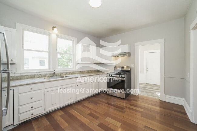 Photo - 2716 N Peoria Ave