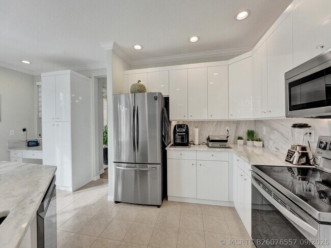 2111 Reston Cir